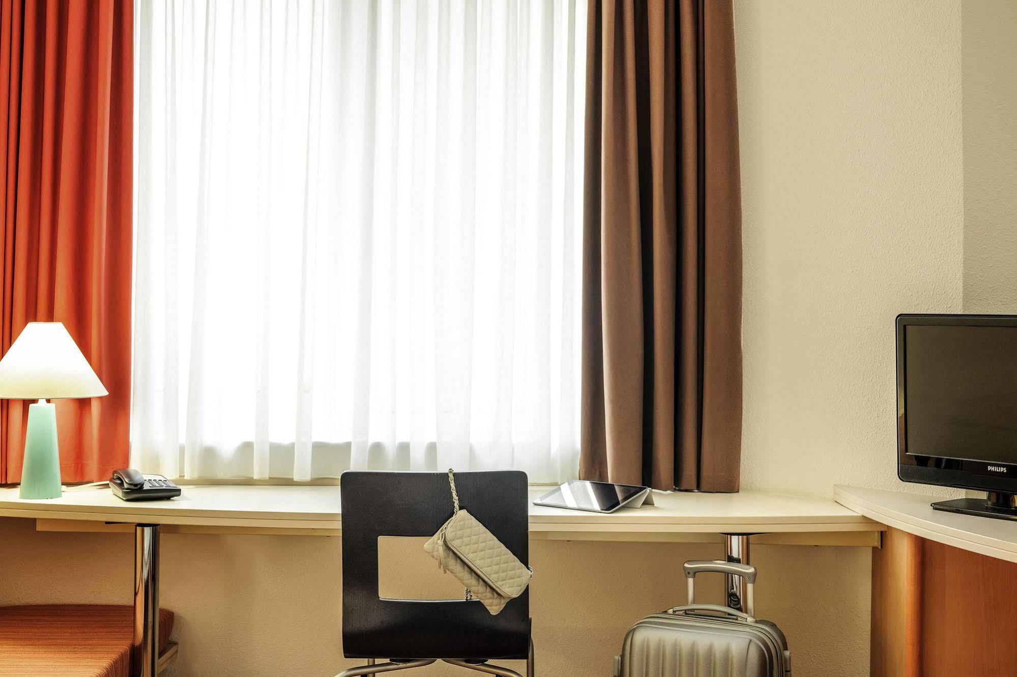Select Hotel Wiesbaden City Luaran gambar