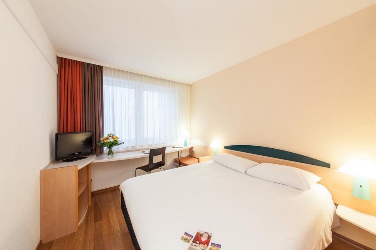 Select Hotel Wiesbaden City Luaran gambar